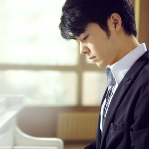 光溜溜的少女漫画!
